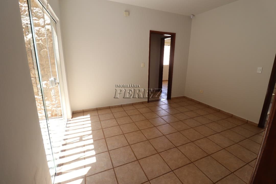 Casa para alugar no Tarumã, região leste de Londrina - Foto 10