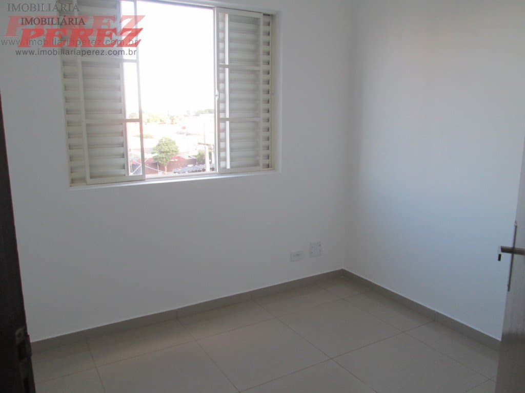 Apartamento no Ed. Nova Inglaterra, de 3 quartos à venda no Vilas Boas - Londrina/PR - Foto 12