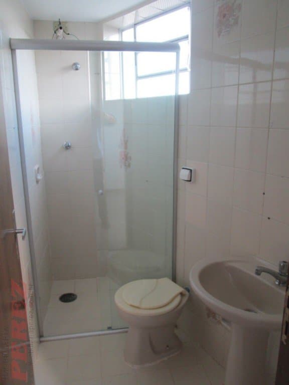 Apartamento no Ed. Nova Inglaterra, de 3 quartos à venda no Vilas Boas - Londrina/PR - Foto 11