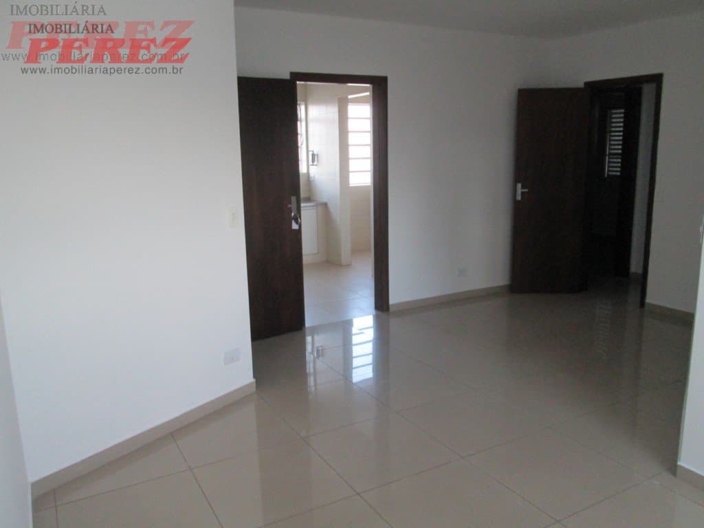 Apartamento no Ed. Nova Inglaterra, de 3 quartos à venda no Vilas Boas - Londrina/PR - Foto 3