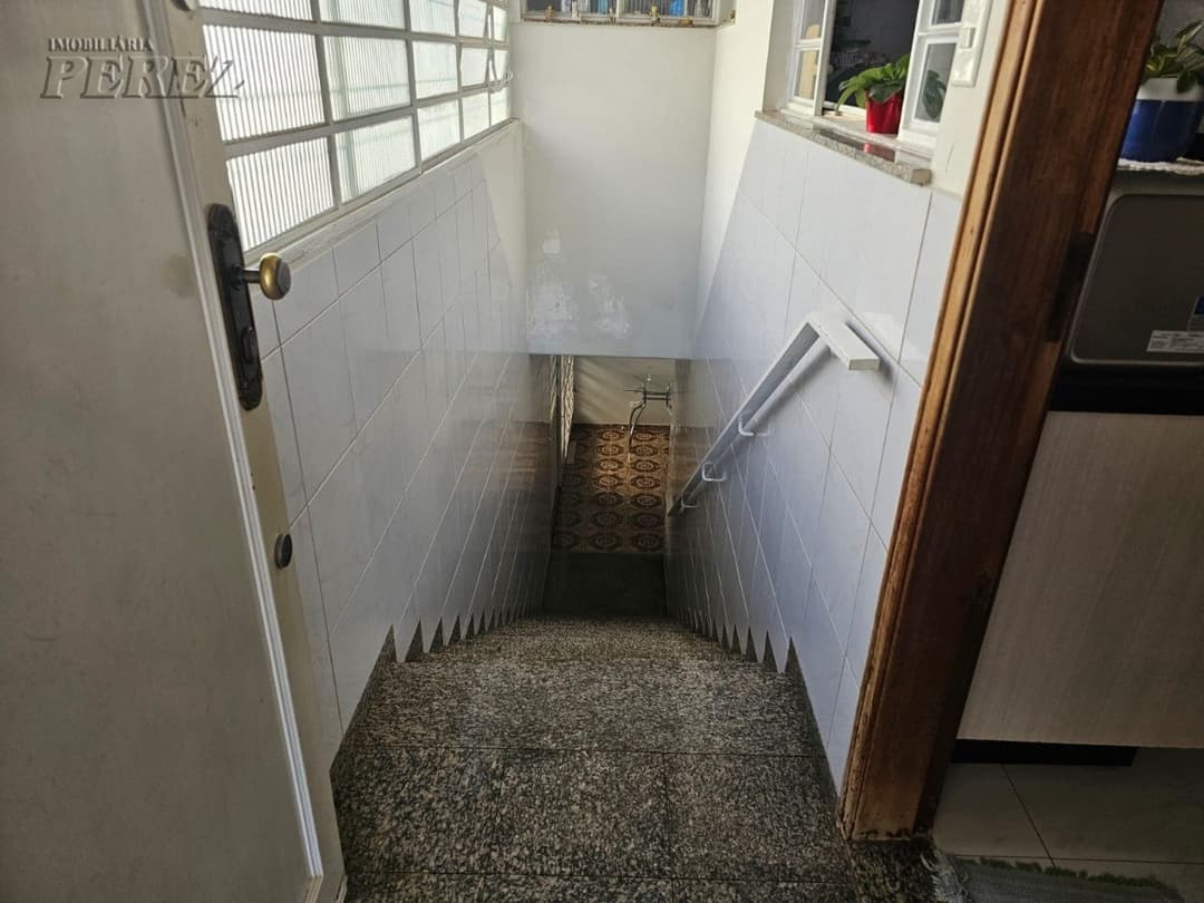 Casa, de 5 quartos à venda no Boa Vista - Londrina/PR - Foto 16