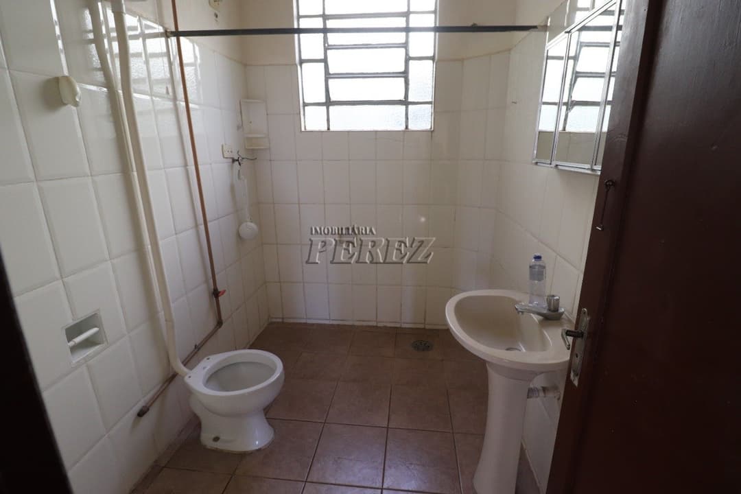 Apartamento, de 3 quartos, 90 m² para alugar no Centro - Londrina/PR - Foto 9