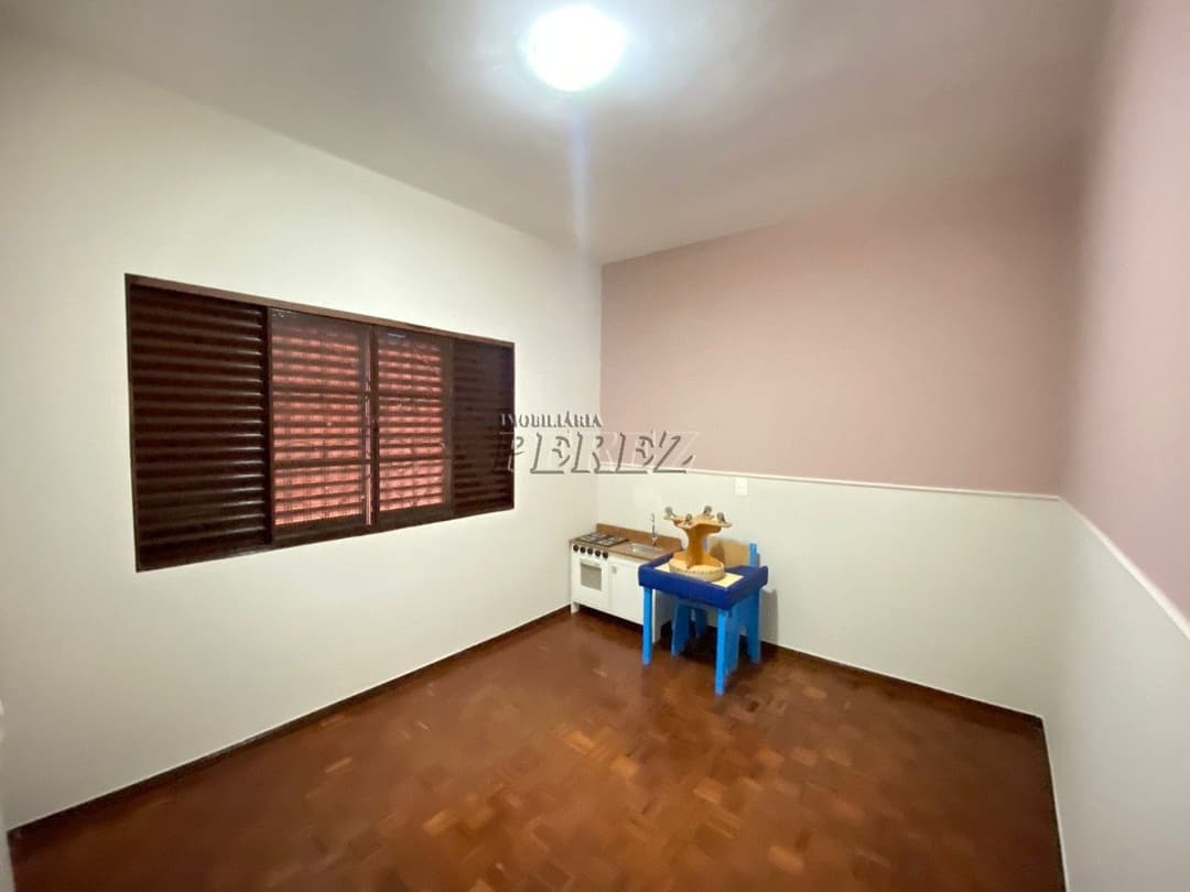 Casa, de 4 quartos, 325.26 m² para alugar no Monte Carlo - Londrina/PR - Foto 13