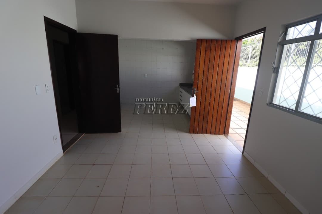 Casa para venda e locação na região oeste em Londrina. - Foto 9