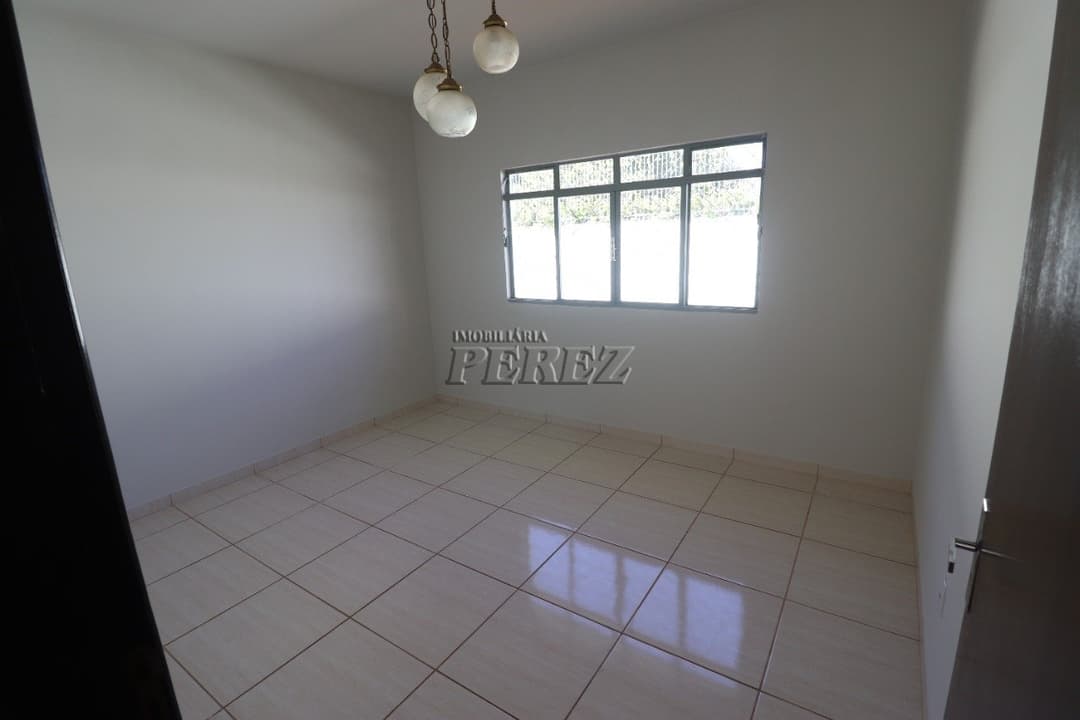 Casa para venda e locação na região oeste em Londrina. - Foto 12