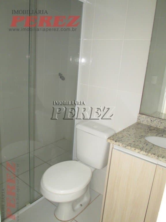 Apartamento no Ed. Inédito, de 2 quartos para alugar no Centro - Londrina/PR - Foto 10
