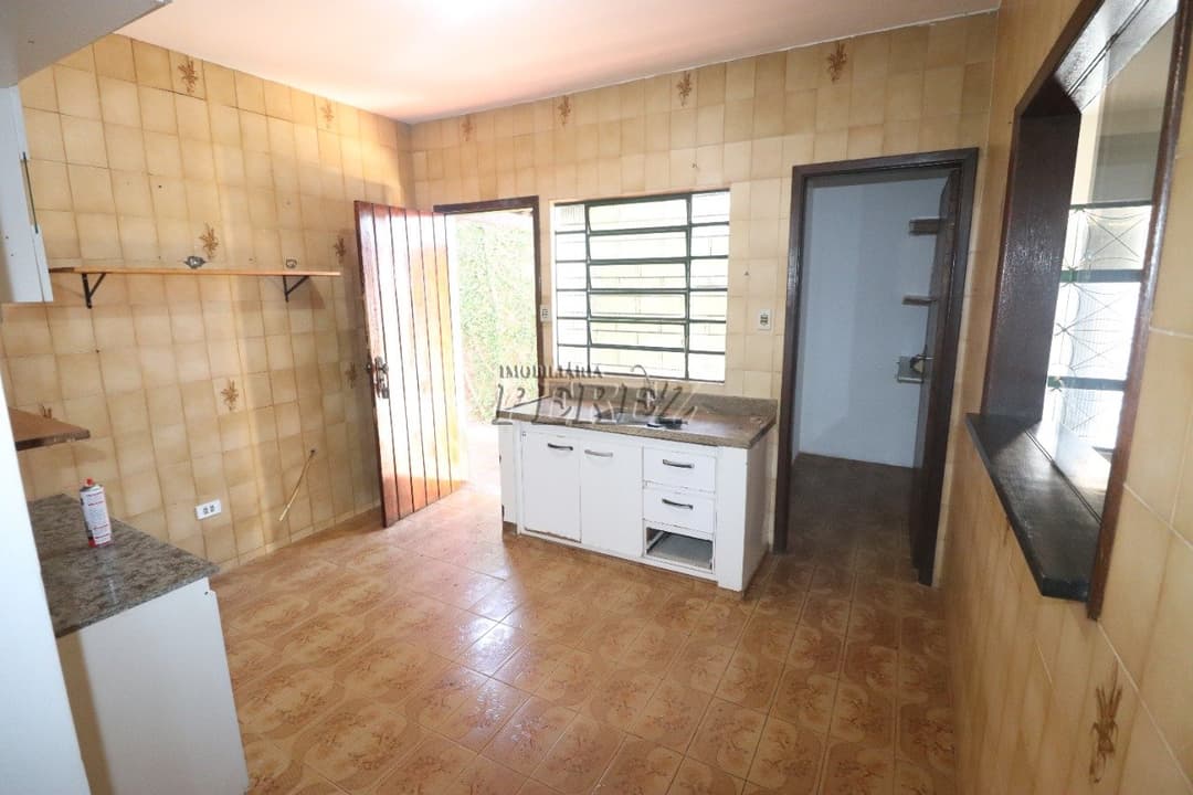Casa, de 3 quartos para alugar no Coroados - Londrina/PR - Foto 7