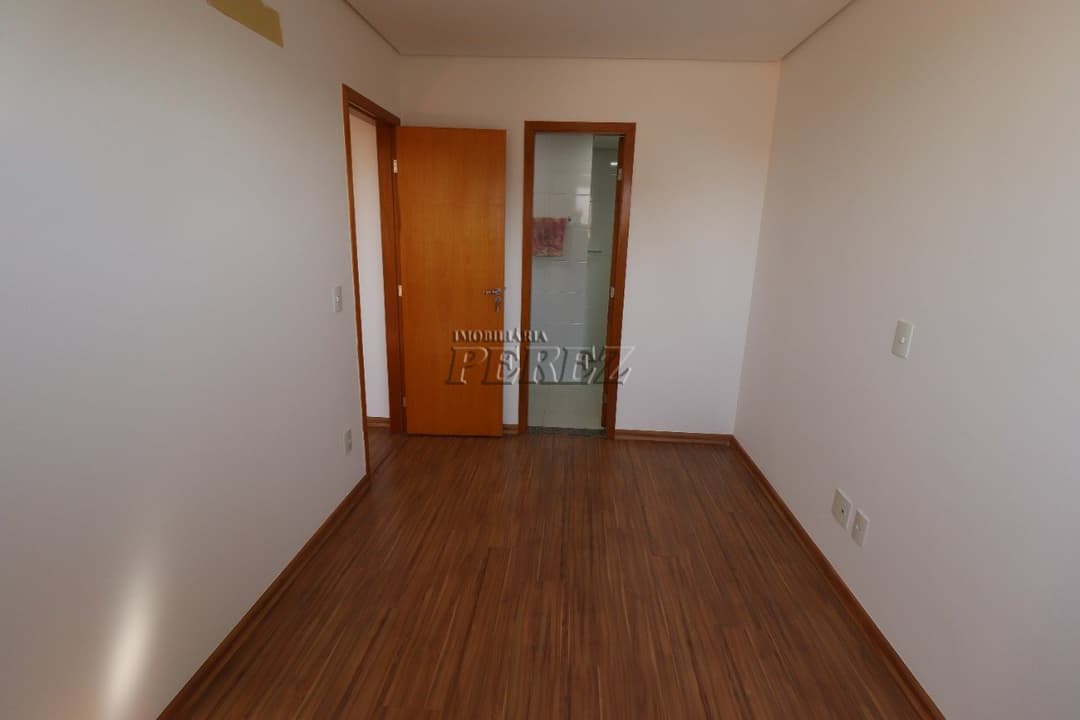 Apartamento para alugar no centro em Londrina, Edifício Hollywood. - Foto 12