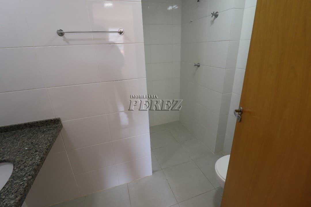 Apartamento para alugar no centro em Londrina, Edifício Hollywood. - Foto 13