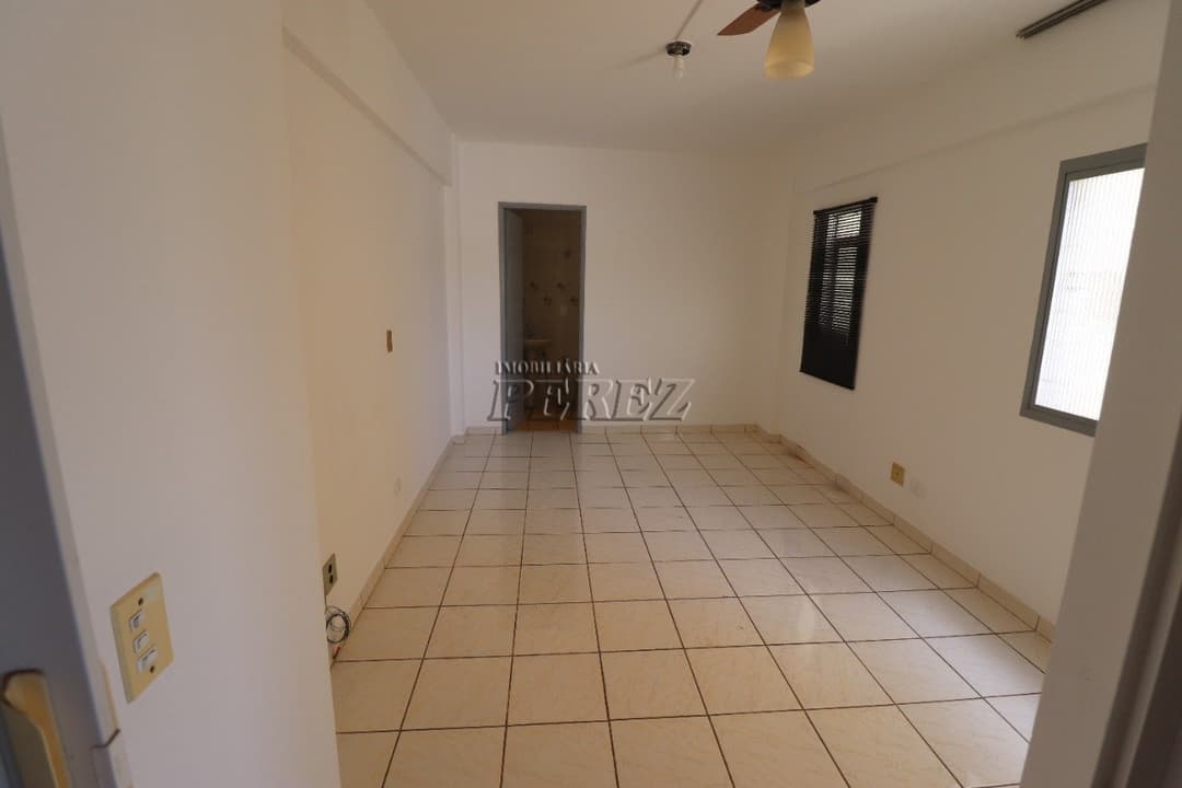 Apartamento no Edifício Residencial Luana, de 1 quarto, 24.6 m² à venda no Centro - Londrina/PR - Foto 1