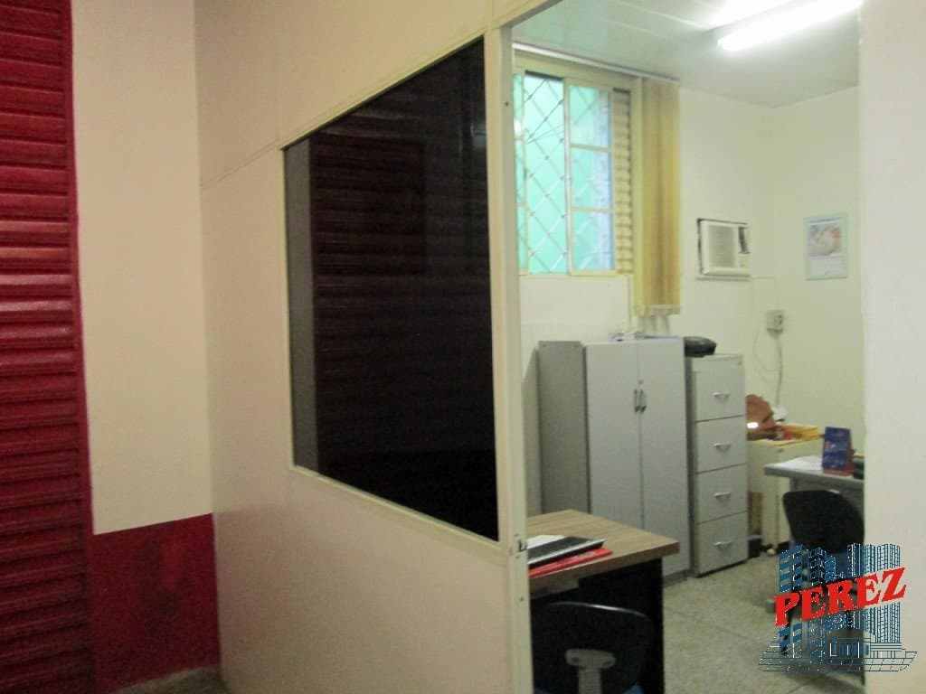Casa, de 4 quartos, 555 m² à venda no Centro - Londrina/PR - Foto 15