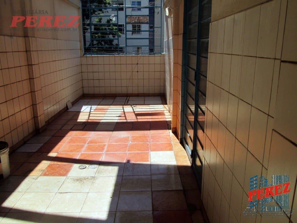 Casa, de 4 quartos, 555 m² à venda no Centro - Londrina/PR - Foto 7