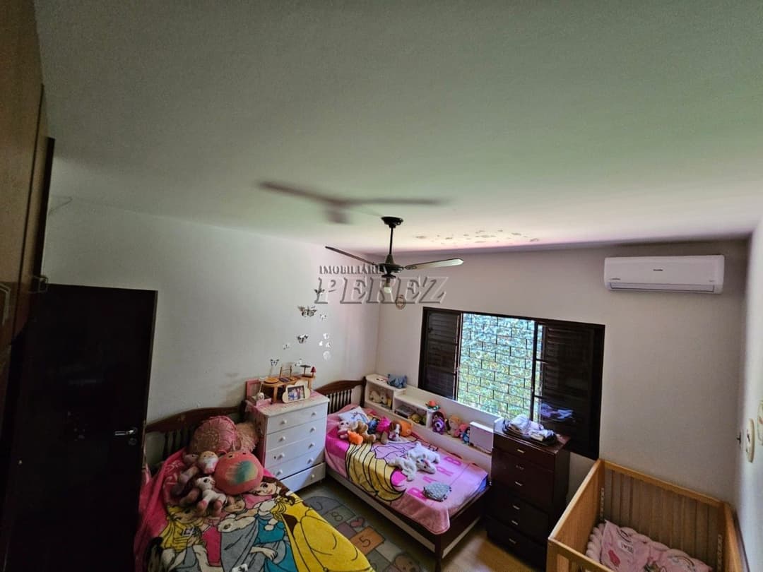 Casa à venda e locação. Ampla com 5 Dormitórios à Venda no Campo Belo - Londrina - Foto 9