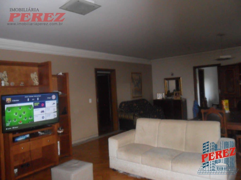 Casa, de 4 quartos, 493.75 m² à venda no Vila Brasil - Londrina/PR - Foto 9