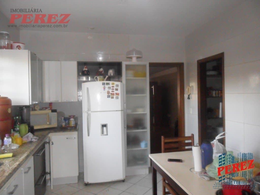Casa, de 4 quartos, 493.75 m² à venda no Vila Brasil - Londrina/PR - Foto 10