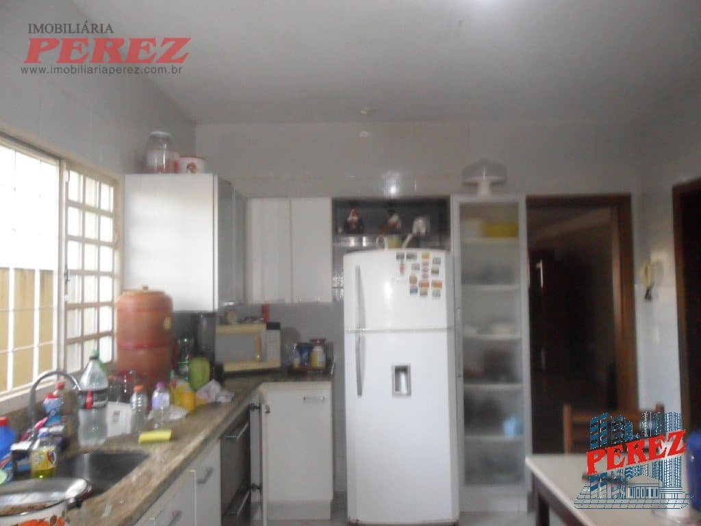 Casa, de 4 quartos, 493.75 m² à venda no Vila Brasil - Londrina/PR - Foto 11