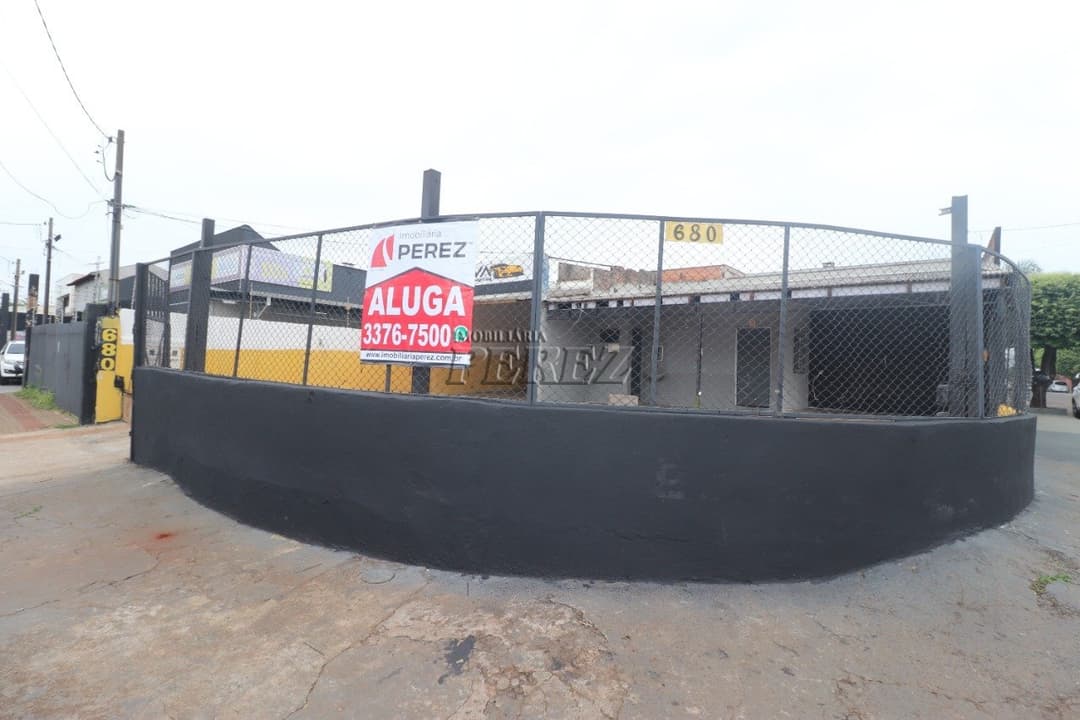 Terreno comercial para alugar na Av Robert Koch na região leste de Londrina - Foto 0