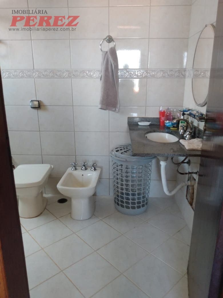 A Imobiliária Perez oferece à você essa ótima opção de sobrado a locação e venda em Londrina: - Foto 21