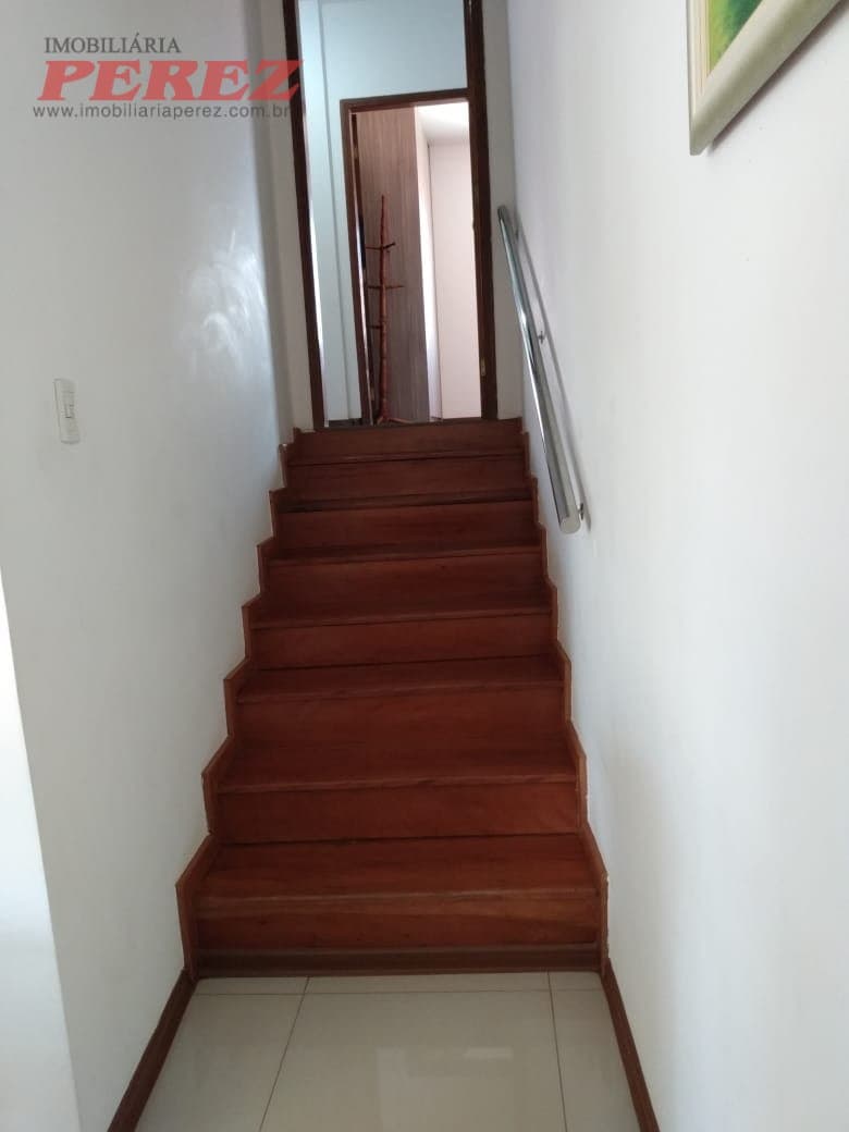 A Imobiliária Perez oferece à você essa ótima opção de sobrado a locação e venda em Londrina: - Foto 11