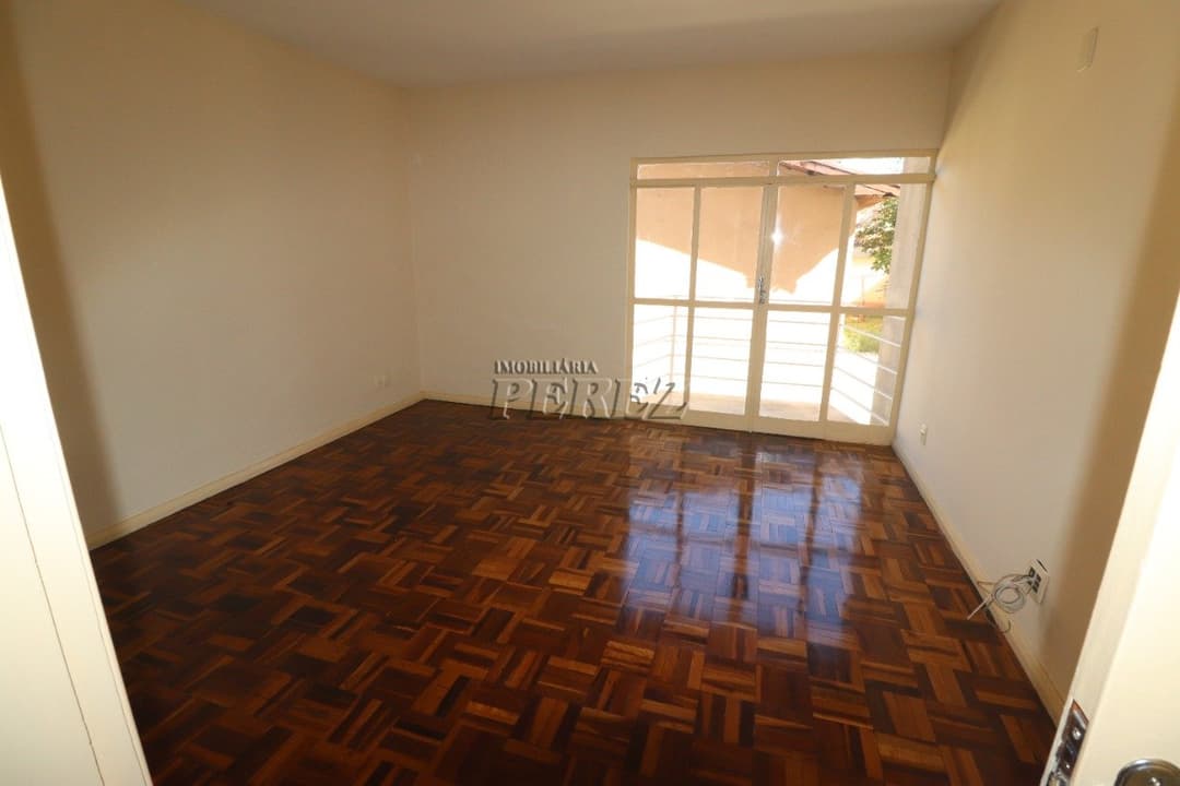 Apartamento para alugar na Rua Brasil no centro de Londrina - Edifício Quebec - Foto 2