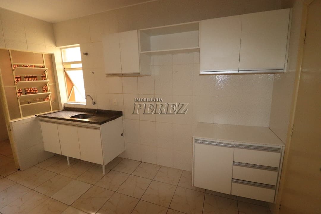 Apartamento para alugar na Rua Brasil no centro de Londrina - Edifício Quebec - Foto 14