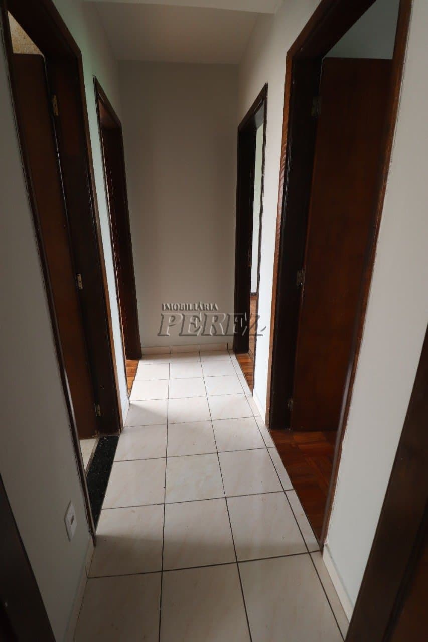 Apartamento para alugar na Rua São Salvador, centro de Londrina. - Foto 4
