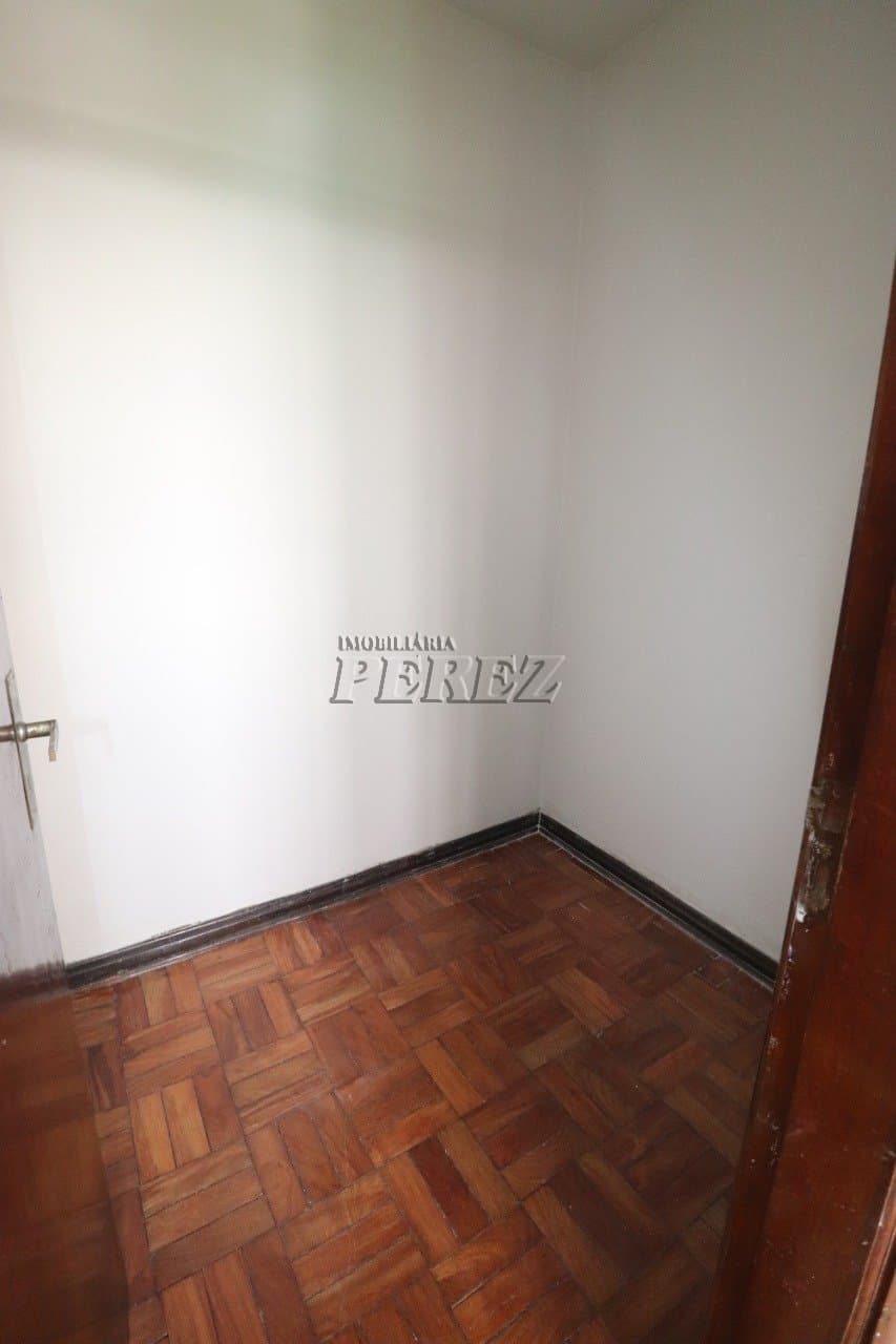 Apartamento para alugar na Rua São Salvador, centro de Londrina. - Foto 14