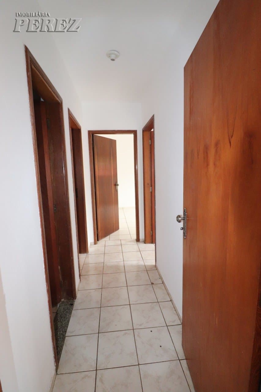 Casa, de 3 quartos para alugar no Waldemar Hauer - Londrina/PR - Foto 4