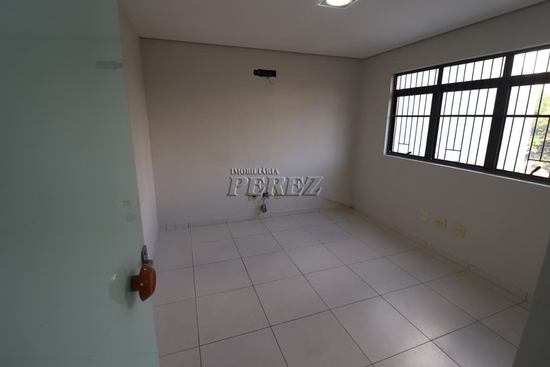 Sala comercial para alugar na Av Duque de Caxias em Londrina. - Foto 4