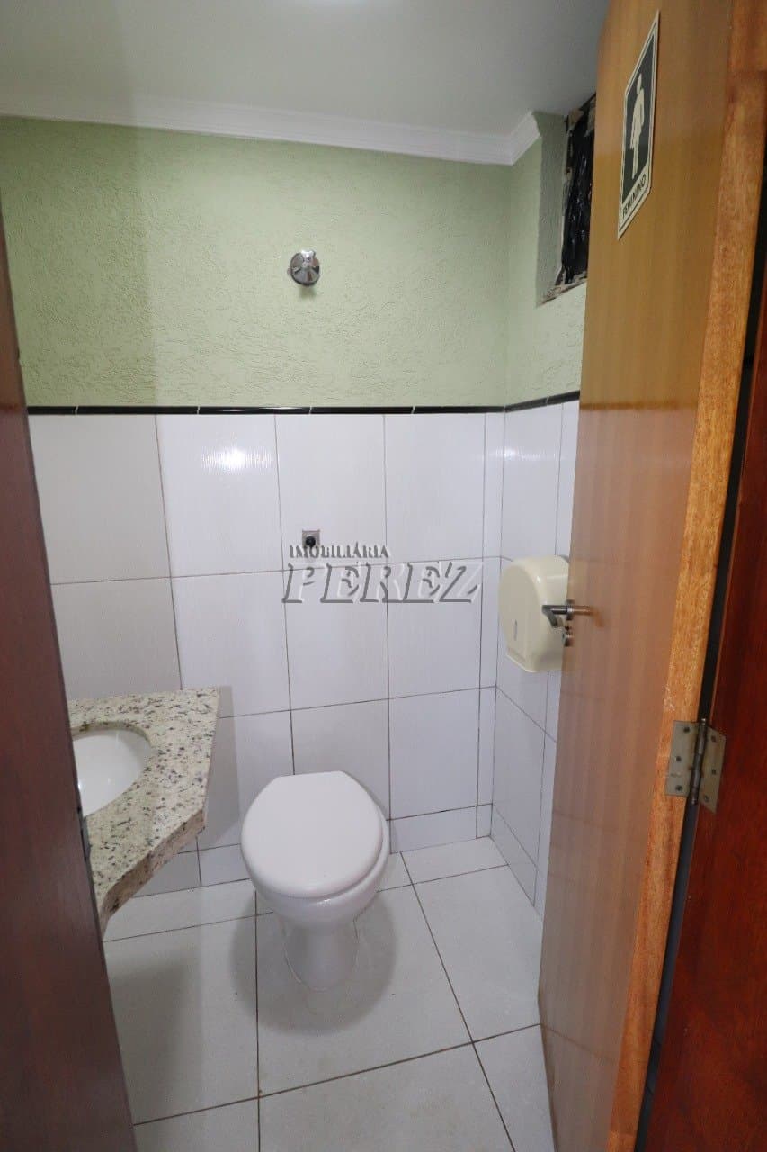 Sala comercial para alugar na Av Duque de Caxias em Londrina. - Foto 9