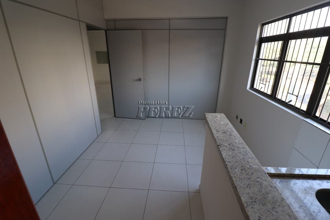 Sala comercial para alugar na Av Duque de Caxias em Londrina. - Foto 11