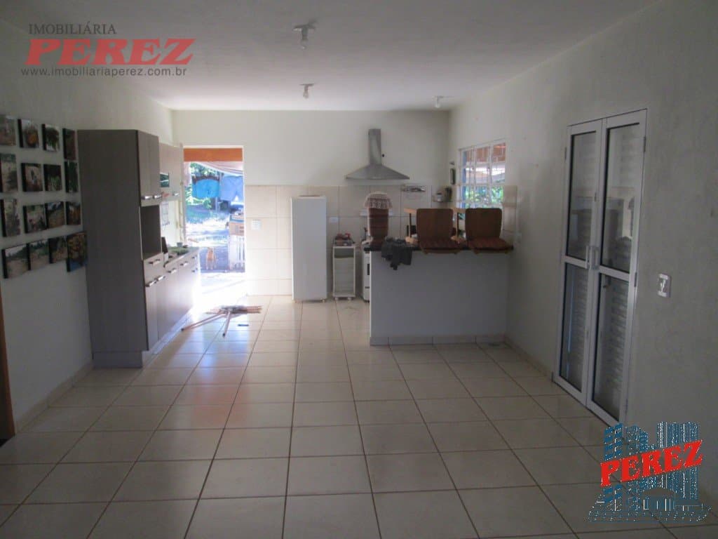 Imóveis Rurais, de 1 quarto, 164 m² à venda no Limoeiro - Londrina/PR - Foto 6