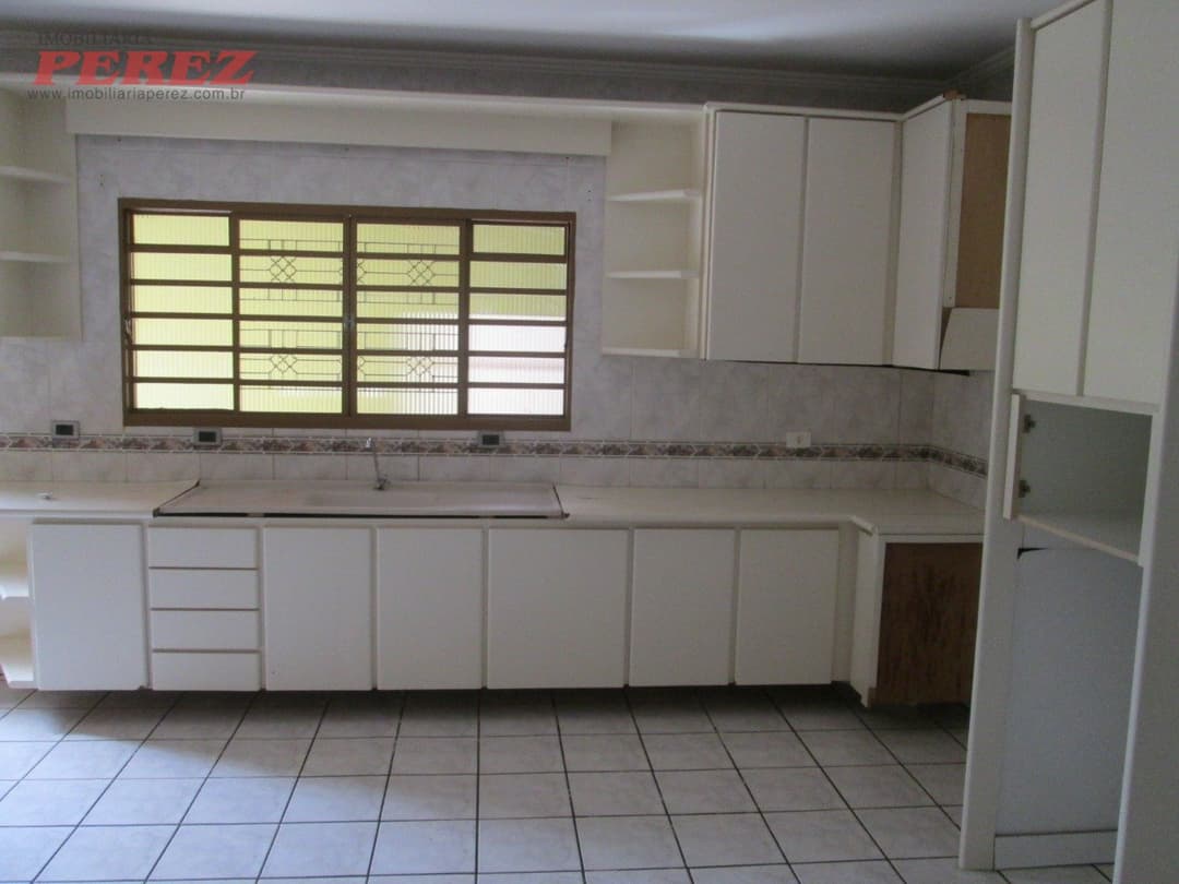 Sobrado para alugar no Santa Mônica, na região norte de Londrina - Foto 14