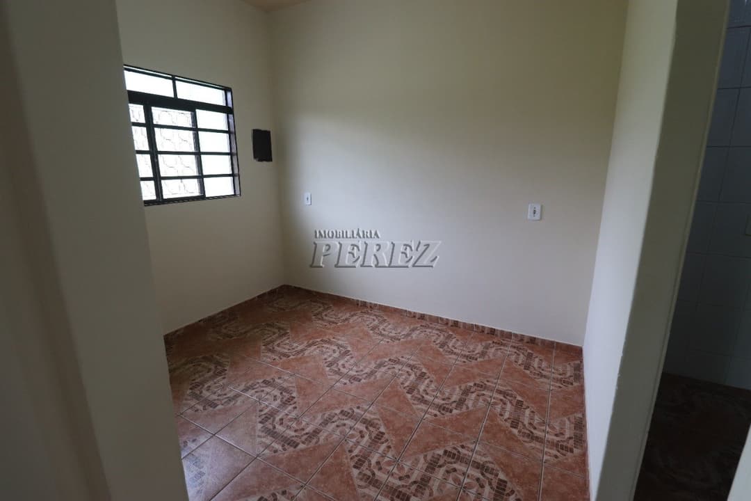 Sobrado a venda na região norte de Londrina, Rua Toshio Sanada. - Foto 2