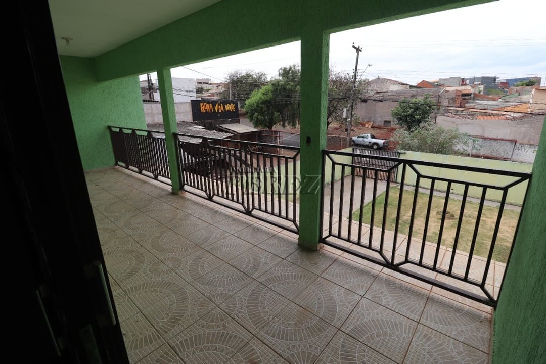 Sobrado a venda na região norte de Londrina, Rua Toshio Sanada. - Foto 11