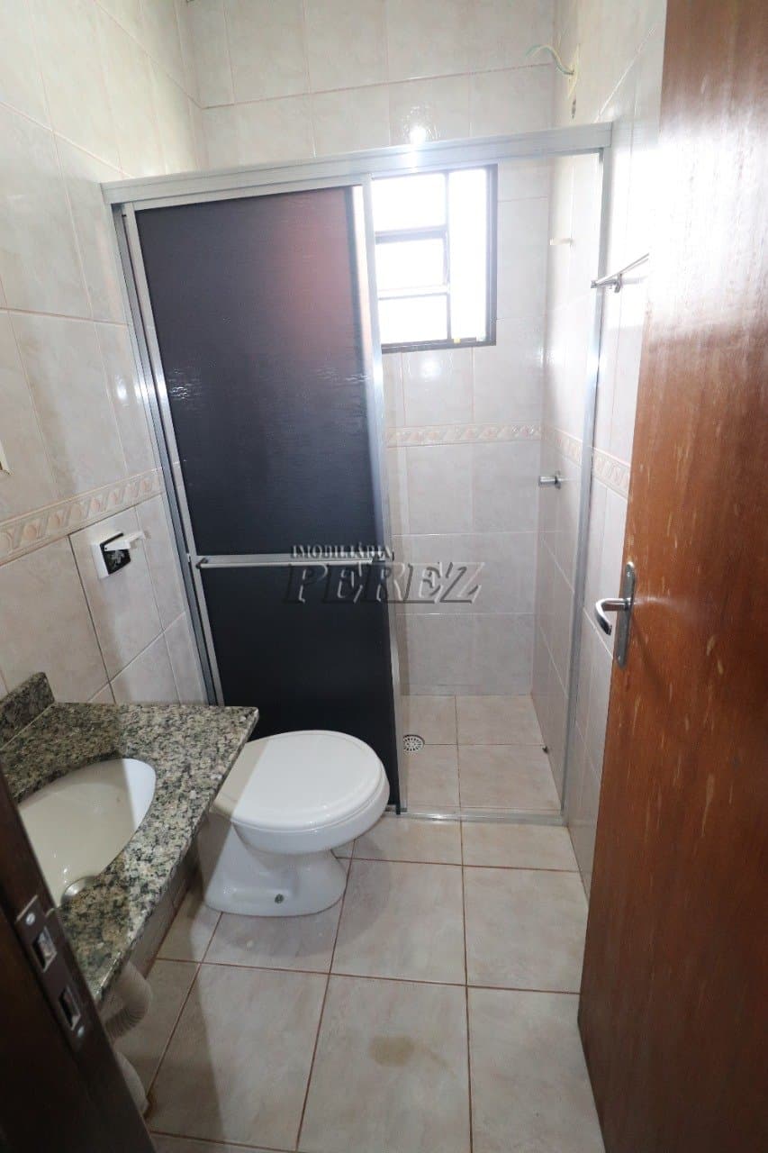 Sobrado a venda na região norte de Londrina, Rua Toshio Sanada. - Foto 16