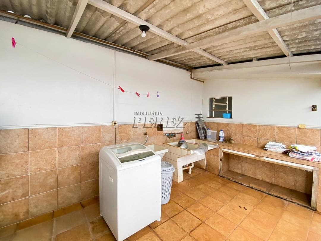 Casa, de 3 quartos, 246 m² à venda no Canada - Londrina/PR - Foto 20