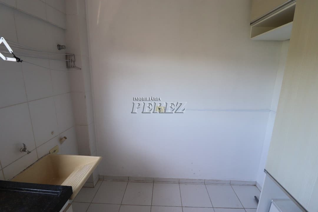 Apartamento para alugar no Edifício Patrícia Makino, centro de Londrina - Foto 8