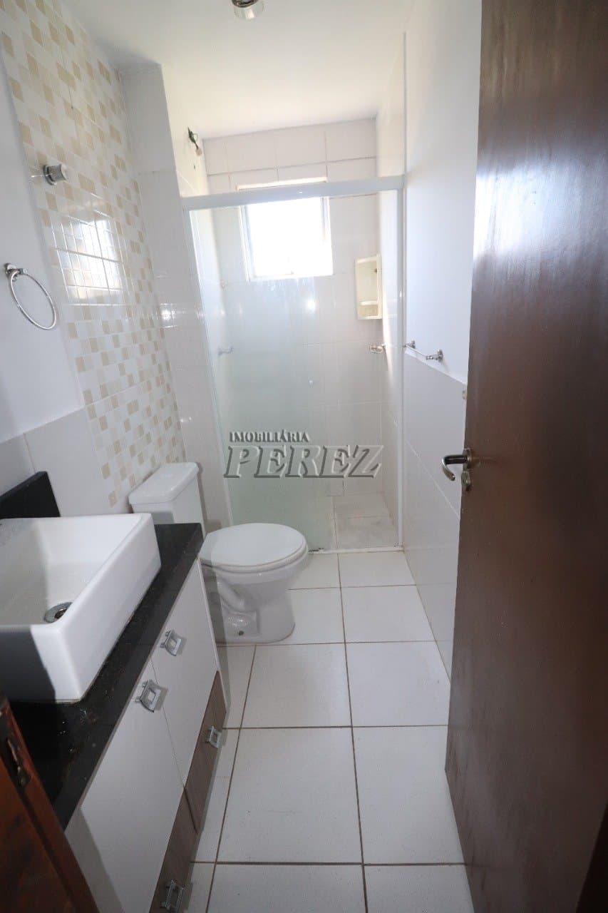 Apartamento para alugar no Edifício Patrícia Makino, centro de Londrina - Foto 11