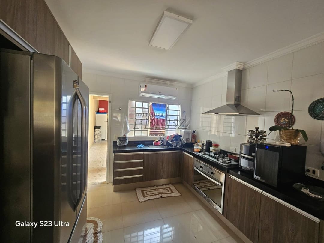 Casa, de 4 quartos à venda no Pacaembu - Londrina/PR - Foto 15
