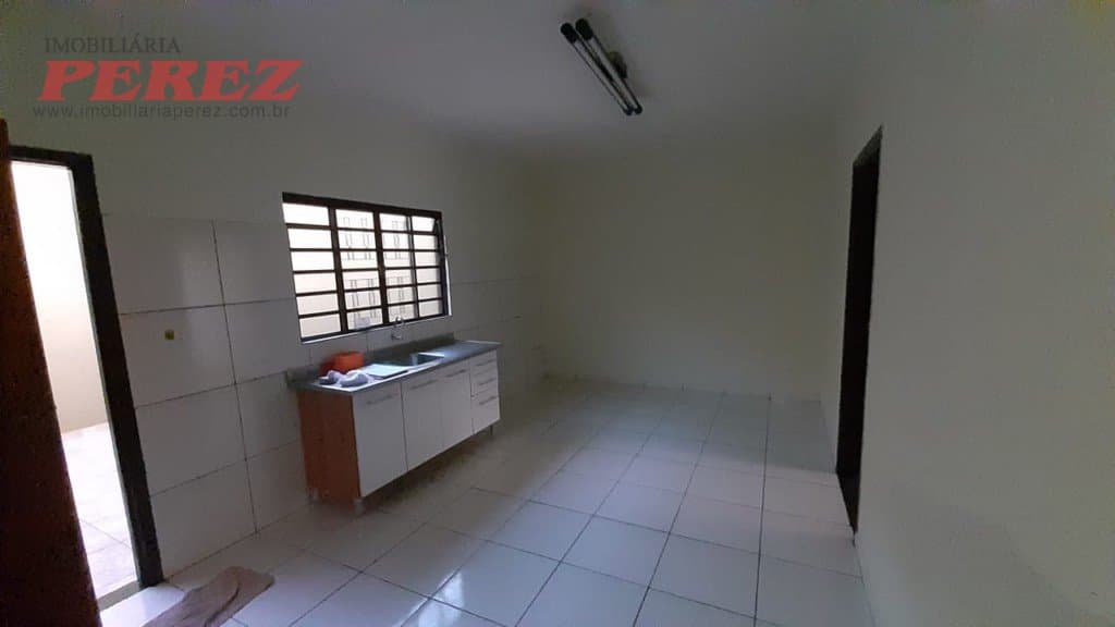 Casa para alugar no Semiramis na região norte de Londrina - Foto 2