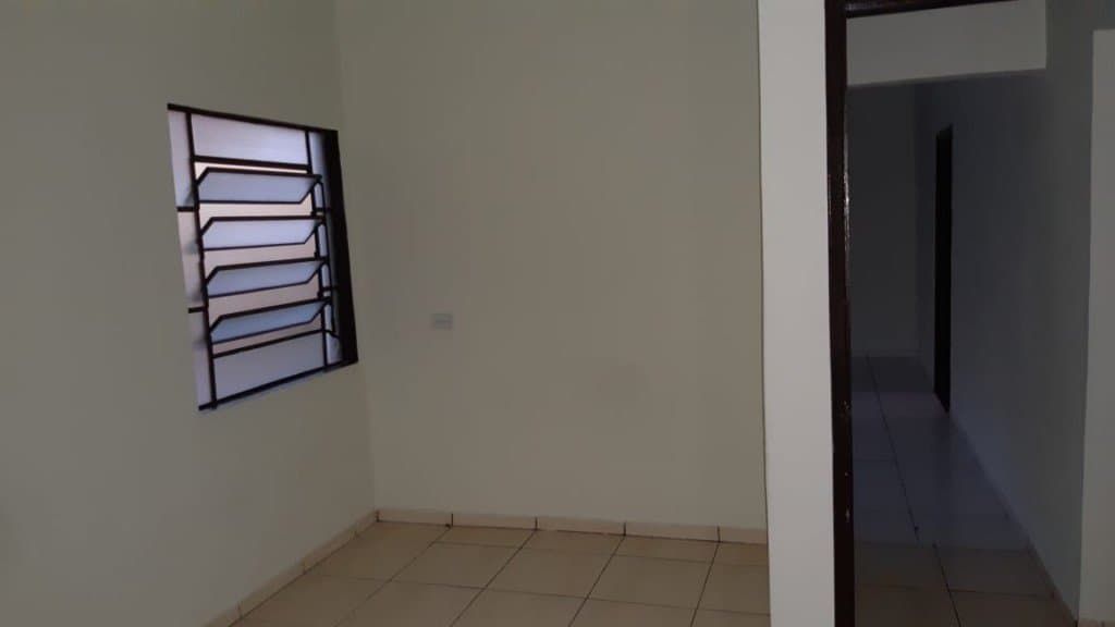 Casa para alugar no Semiramis na região norte de Londrina - Foto 10
