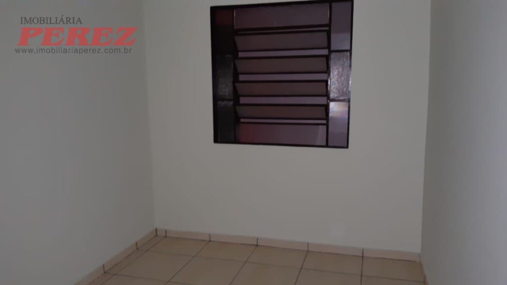 Casa para alugar no Semiramis na região norte de Londrina - Foto 12
