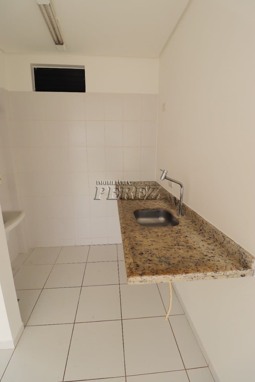 Apartamento no Edifício Jardim De Ester, de 2 quartos para alugar no Vila Brasil - Londrina/PR - Foto 9