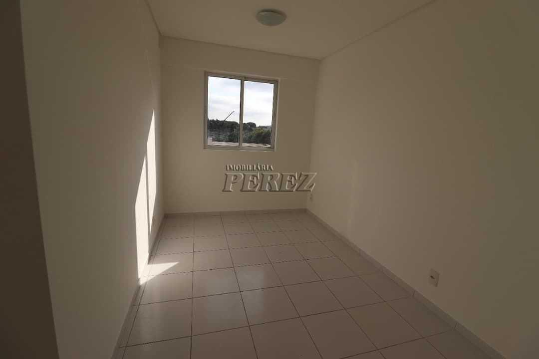 Apartamento no Edifício Jardim De Ester, de 2 quartos para alugar no Vila Brasil - Londrina/PR - Foto 16