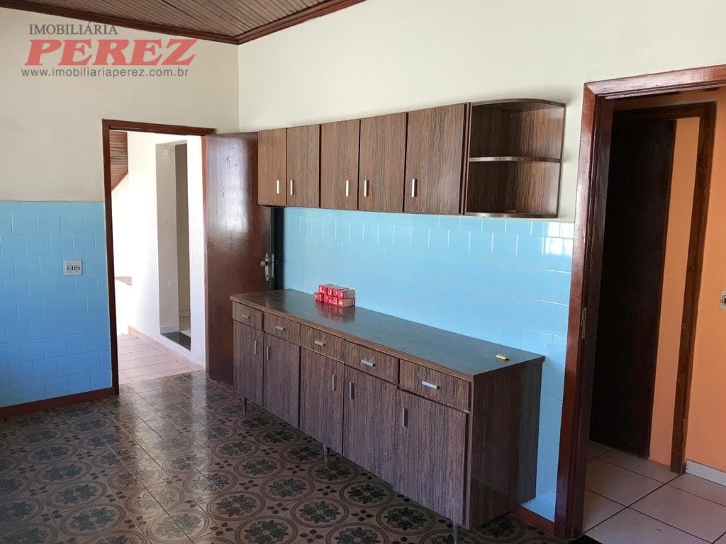 Casa comercial, de 3 quartos, 187.95 m² à venda no Bancarios - Londrina/PR - Foto 6