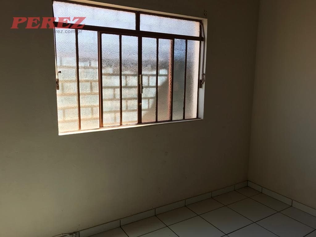 Casa comercial, de 3 quartos, 187.95 m² à venda no Bancarios - Londrina/PR - Foto 3