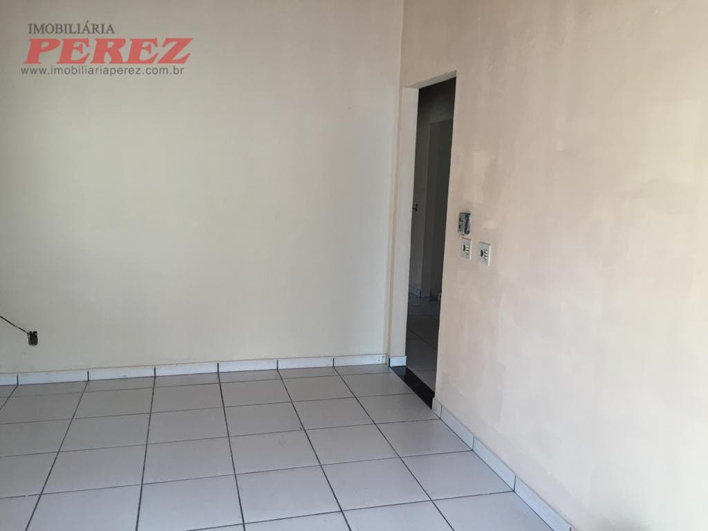 Casa comercial, de 3 quartos, 187.95 m² à venda no Bancarios - Londrina/PR - Foto 9