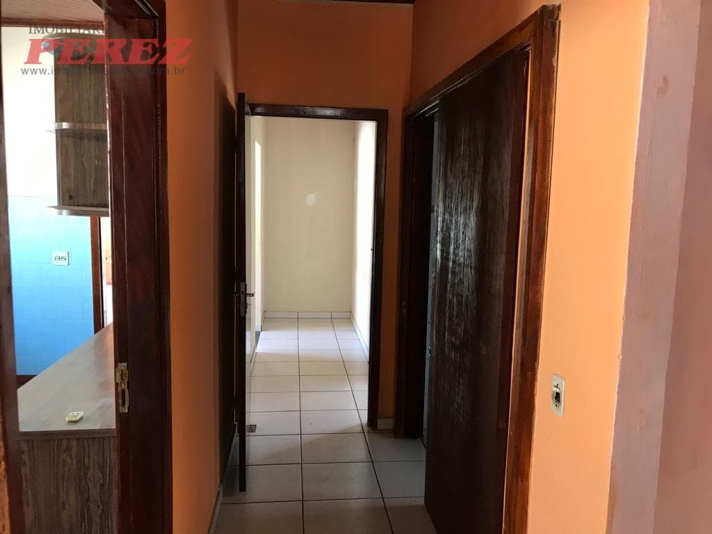 Casa comercial, de 3 quartos, 187.95 m² à venda no Bancarios - Londrina/PR - Foto 7
