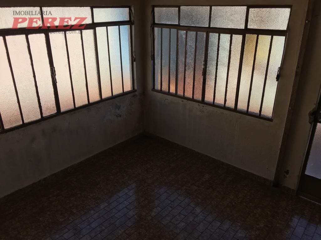 Casa comercial, de 3 quartos, 187.95 m² à venda no Bancarios - Londrina/PR - Foto 13